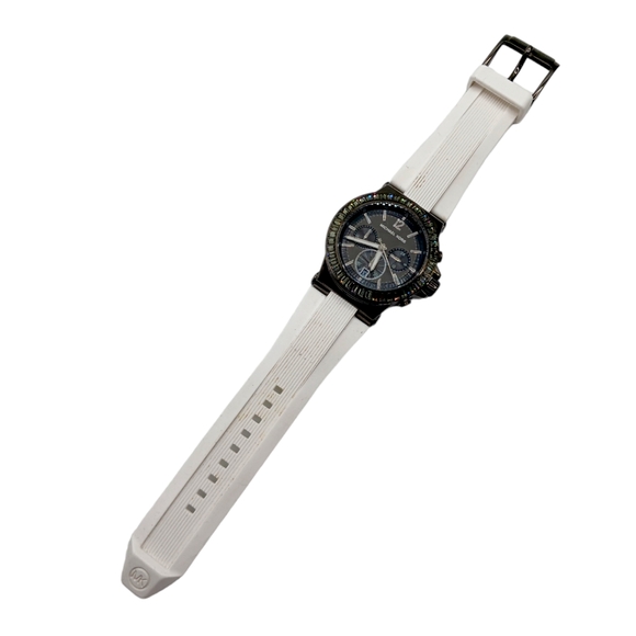 MICHAEL KORS MK-5468 Baguette Crystals Chronograph Unisex Watch - Picture 9 of 9